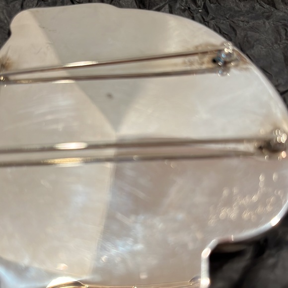 Patricia Von Musulin collectible preloved vintage silver iconic signed face Pin - Picture 13 of 16